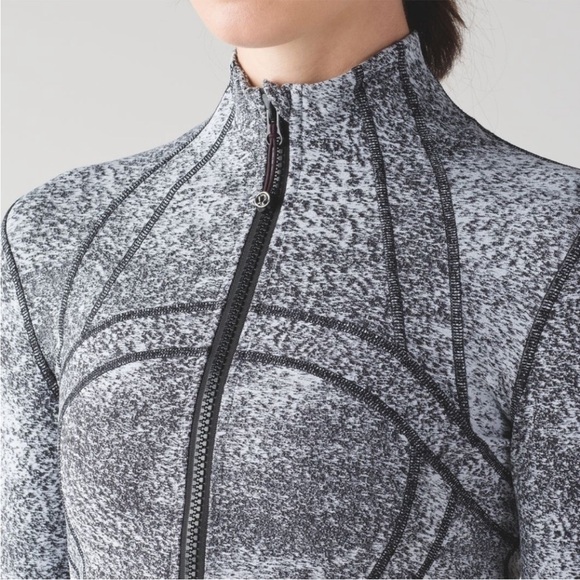 Lululemon Define Jacket - Picture 10 of 10